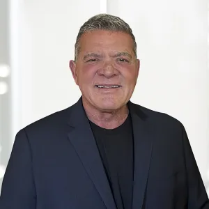 Gus Alvarez